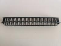 5618536779B9 Решетка переднего бампера (сотами) Volkswagen Passat B7 USA 2012-2015