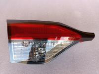 81591-12240 Фонарь задний внутренний левый USA Toyota Corolla SE 2020-2023