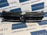 5NA853651ZLL Решетка радиатора черная Volkswagen Tiguan 2017-2020