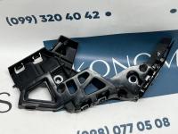 5H0807050D Крепление переднего бампера правое Volkswagen Golf 8 2020-