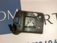 KSD450151 Крепление решетки правое Mazda CX-5 2022-