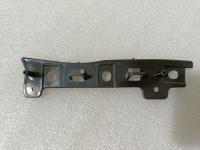 GJ5Z-17C947-AA Крепление (кронштейн) переднего бампера правое Ford Escape 2017-2019