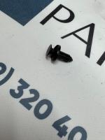 1006535-00-A Клипса крепление обшивки  Tesla Model X 2015-2025