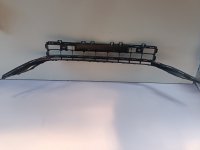 17A853677E9B9 Решетка (губа) переднего бампера под парктроник Volkswagen Jetta 2023-