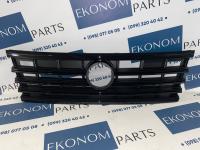 760853651J Решетка радиатора R-Line Volkswagen Touareg 2019 -
