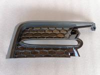 81481-12400 Рамка противотуманной фары правая Toyota Corolla SE 2020-2023