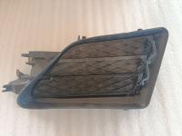 105800700J Решетка (люверс) переднего бампера правая Tesla Model S 2016-2020