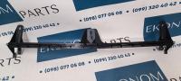5C6-805-706-J Крепление переднего бампера (решетки радиатора) Volkswagen Jetta 2016-2018