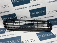 5H0853677F9B9 Решетка переднего бампера Volkswagen Golf 8 (2020-)