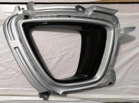 86526-C5030 Рамка противотуманной фары правая Kia Sorento 2015-2018