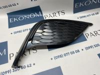 8148106220 Заглушка переднего бампера правая не крашена Toyota Camry SE, XSE 2021-
