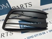 5H0853666J Решетка переднего бампера правая Volkswagen Golf 8 2020-