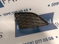 52127-06260 Заглушка противотуманной фары правая Toyota Camry 2012-2014