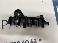 52563-06080 Крепление заднего бампера левое маленькое Toyota Camry 2018-2021