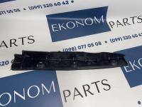 B45A56916A Уплотнитель капот-крыло левый Mazda 3 2013-2018