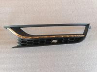 561853665A9B9 Рамка противотуманной фары левая USA Volkswagen Passat B7 2012-2015