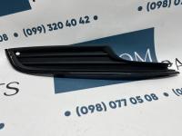 5G08536669B9 Решетка переднего бампера правая черная Volkswagen Golf 7 2013-2016