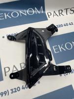 84881839 Заглушка противотуманной фары глянцевая правая Chevrolet Equinox 2022-2024