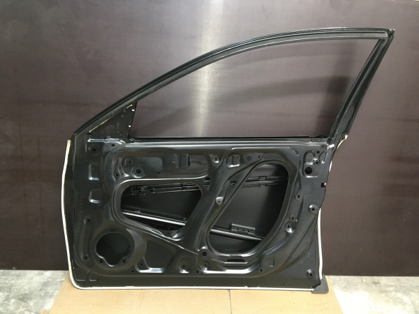 67010-T2A-A90ZZ Дверь передняя правая Honda Accord 2013-2017