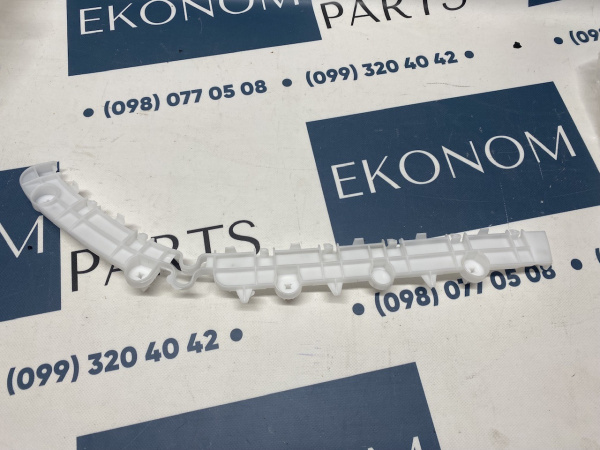 6410D336 Крепление заднего бампера правое Mitsubishi Outlander 2016-2018