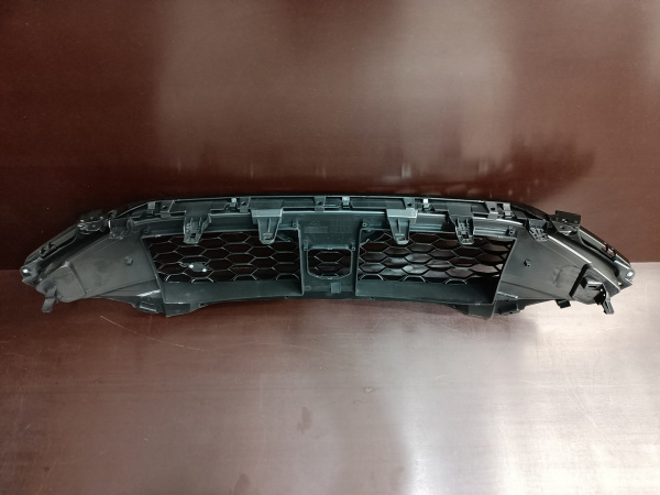 KT4Z8200BA Решетка радиатора Ford Edge Sport 2019-2021