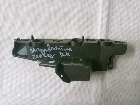 4M0807284B Кронштейн переднего бампера правый  AUDI Q7 2016- 2021