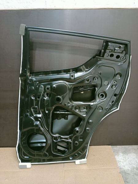 67003-F4050 Панель телевизора в сборе  USA Toyota C-HR 2017-
