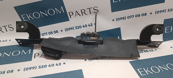 Панель радиатора (телевизор) верх в сборе с замком Jeep Compass 2011-2016