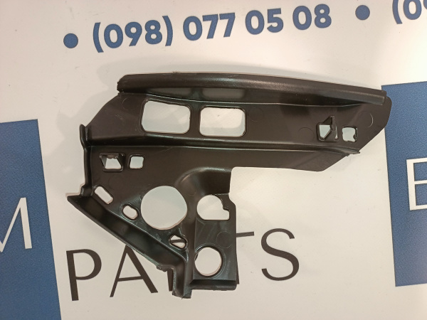 ksd450154 Крепление переднего бампера-решетки правое Mazda CX-5 2022-