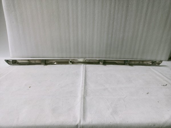 850726FL1A Хром (накладка) заднего бампера Nissan Rogue (X-Trail) 2017-2020