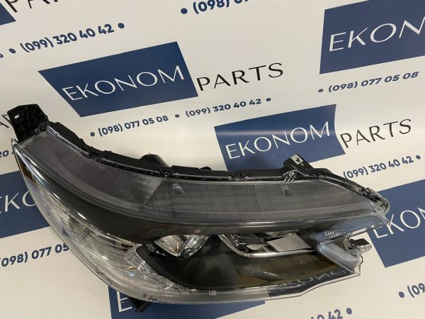 33150T0AH01 Фара под ксенон правая Honda CR-V EU 2012-2014