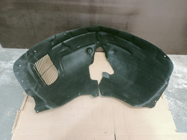 4L0809961B Подкрылок передний левый AUDI Q7 2010-2015