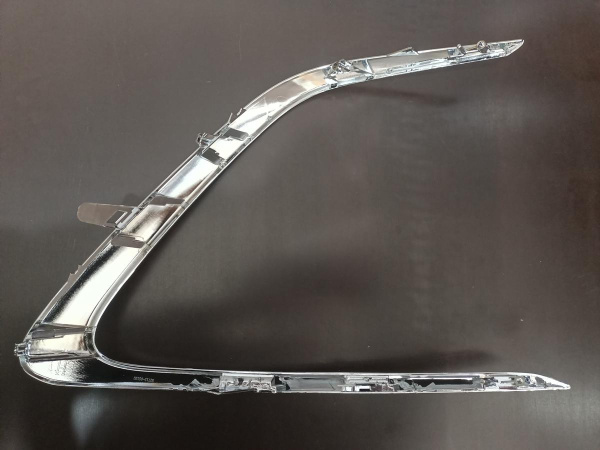 5271306120 Хром (молдинг) переднего бампера левый Toyota Camry LE, XLE 2021-