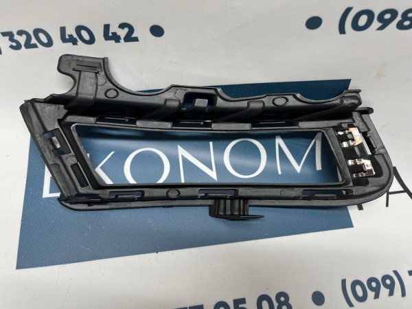 5G0853211E9B9 Рамка противотуманной фары левая Volkswagen Golf 7 2013-2016
