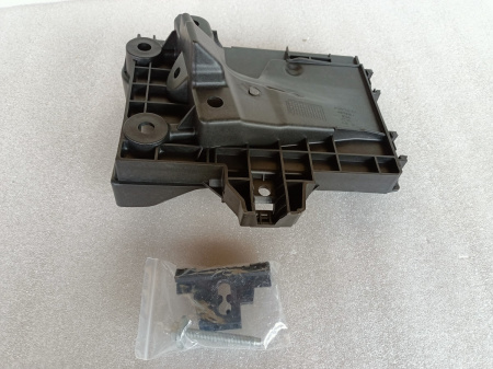 5115730AC Подиум под аккумулятор Jeep Compass 2011-2016