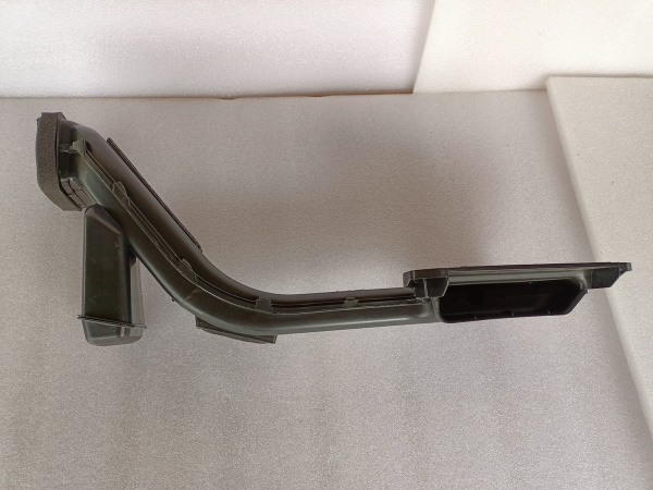 1775036070 Патрубок воздухозаборника Toyota Camry 2021-