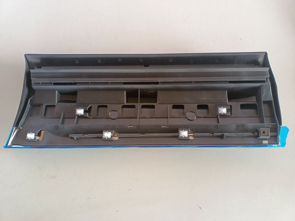 7P6853959 Накладка (молдинг) R-Line двери задняя праваяVolkswagen Touareg 2010-2018