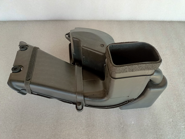 68158625AC Патрубок воздушного фильтра Jeep Cherokee 2014-2018