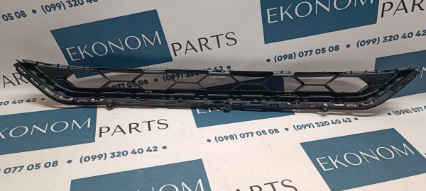 5NN853677E9B9 Решетка переднего бампера Volkswagen Tiguan 2017-2020