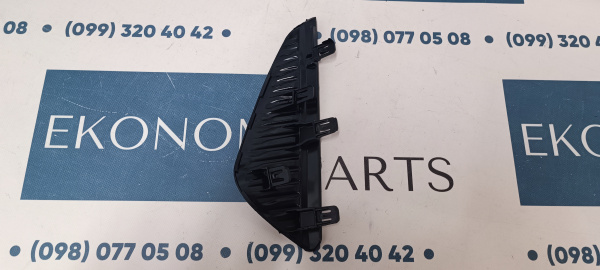 62256-6YU0A Заглушка противотуманной фары правая Nissan Sentra 2024-