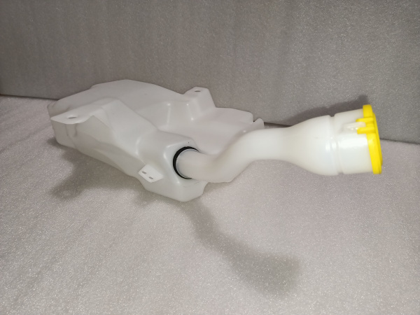 CJ5Z-17618-A Бачок омывателя 1.6 Ford Escape 2013-2016