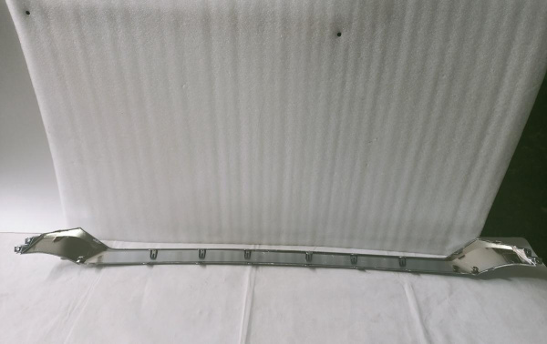 86374-S1000 Губа решетки Hyundai Santa Fe 2019-2020