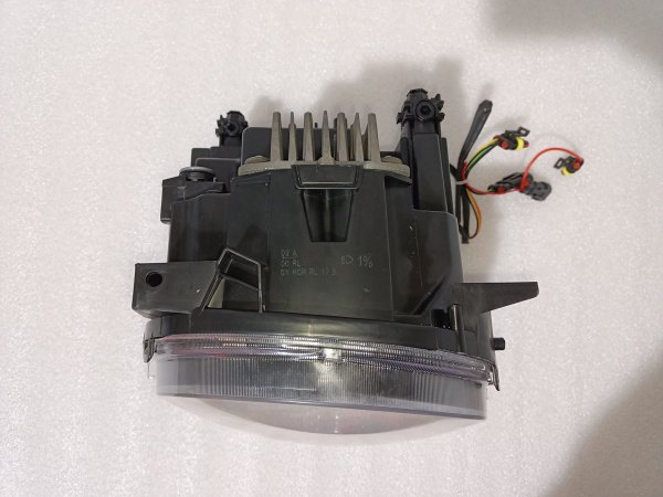 68439313AA Фара LED правая Jeep Renegade 2019-2022