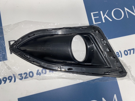 FK7B-19952-A Рамка противотуманной фары правая Ford Edge 2015-2018
