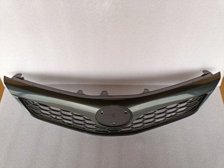 5310106340A0 Решетка радиатора SE Toyota Camry 2012-2014