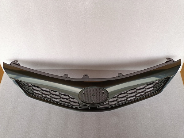 5310106340A0 Решетка радиатора SE Toyota Camry 2012-2014