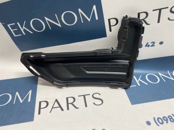 62256-6FL0A Заглушка противотуманной фары правая Nissan Rogue (X-Trail) 2017-2020