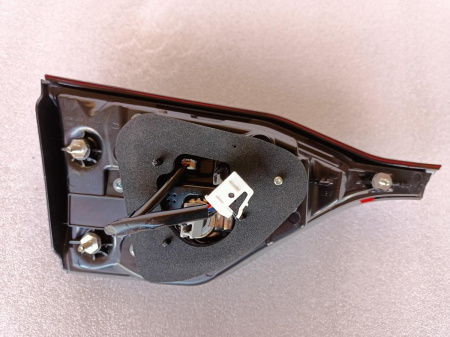 81581-12280 Фонарь задний внутренний правый USA Toyota Corolla SE 2020-2023