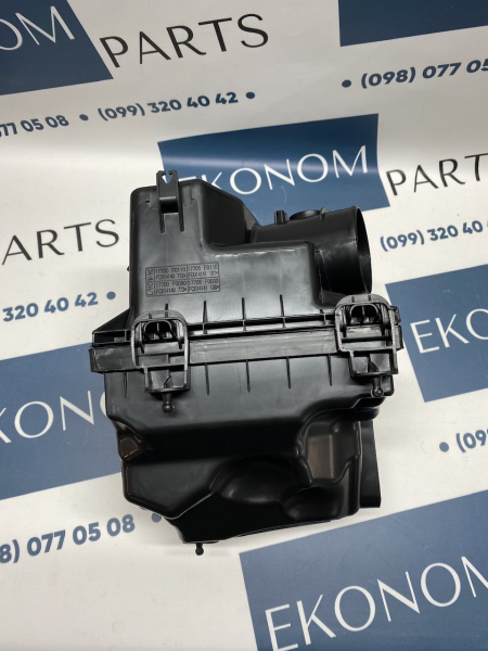 17700F0010 Корпус воздушного фильтра 2,5 Toyota Camry 2018-2021