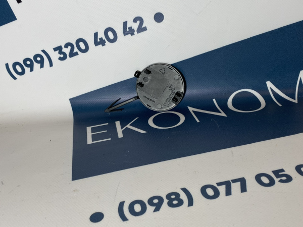 JB5Z-17A900-AB Заглушка буксировочного крюка переднего бампера Ford Explorer 2018- 2019